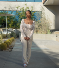 Load image into Gallery viewer, Everyday Flare Cargo Leggings(Cream)