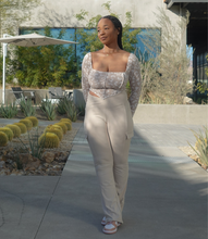 Load image into Gallery viewer, Everyday Flare Cargo Leggings(Cream)