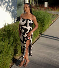 Load image into Gallery viewer, Make Your Mark Strapless Dress (Black/Cream)