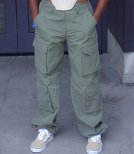 Load image into Gallery viewer, Ready To Roll Cargo Pants(Olive)