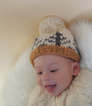 Load image into Gallery viewer, Baby Knit Christmas Tree Beanie(Ivory)
