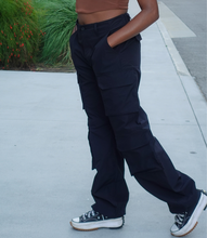Load image into Gallery viewer, Ready To Roll Cargo Pants(Black)