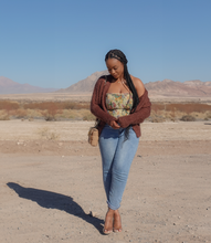 Load image into Gallery viewer, Soft touch Fuzzy Cardigan(Brown)