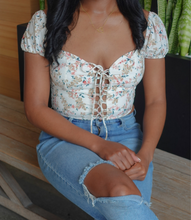 Load image into Gallery viewer, Adele Floral Lace Up(White)