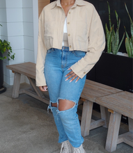 Load image into Gallery viewer, Neutral Lover Button Up Top(Khaki)