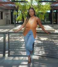 Load image into Gallery viewer, Elevated Knitted Top(Caramel)