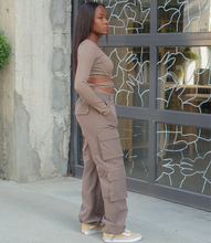 Load image into Gallery viewer, Ready To Roll Cargo Pants(Mocha)
