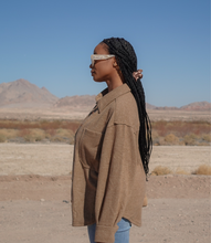 Load image into Gallery viewer, Around The World Button Down Shacket(Caramel)