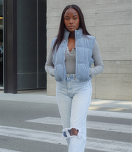 Load image into Gallery viewer, East Coast Corduroy Puffer Vest(Sky Blue)