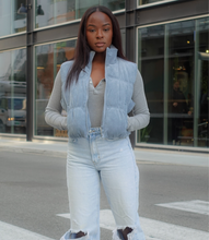 Load image into Gallery viewer, East Coast Corduroy Puffer Vest(Sky Blue)