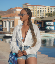 Load image into Gallery viewer, Grab & Go Button Down Top(White)