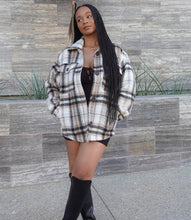 Load image into Gallery viewer, Off The Grid Shacket(Natural/Black)