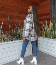 Load image into Gallery viewer, Off The Grid Shacket(Natural/Black)