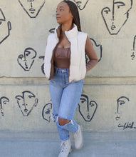 Load image into Gallery viewer, Reversible Puffer Vest(Cocoa/Cream)
