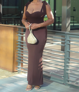 Embracing Elegance Maxi Dress(Rich Brown)