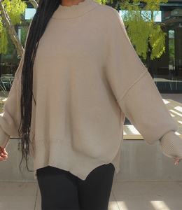 Oversized Side Slit Ribbed Sweater(Beige)