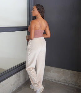 Home For The Holidays Velour Pants(Sand)