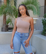 Load image into Gallery viewer, One Side Story Top(Cocoa)
