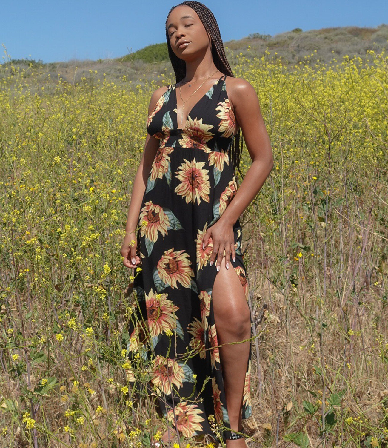 Field Of Gold Sunflower Maxi Dress(Black) – MOUNTMARIAH